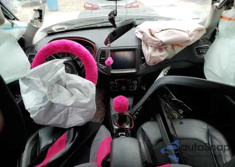 2020 Jeep Compass Trailhawk from USA, damaged, VIN 3C4NJDDB2LT142136